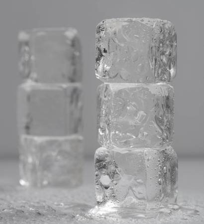 ice-cubes-arrangement-still-life